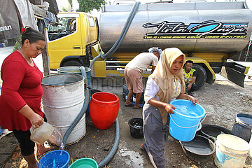 Indonesien-sragen-gefüllte Wasser-Drogen-Saison