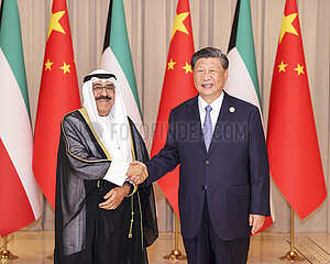 China-Zhejiang-Hangzhou-Xi Jinping-kuwaiti Crown Prince-Meeting (CN)