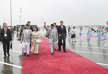 China-Zhejiang-Hangzhou-Asian Games-Nepalese PM-Arrival (CN)