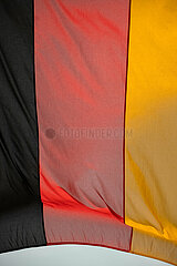 Deutschland  Bremen - Deutschlandfahne