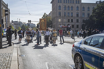 1000 Kreuze Marsch der Abtreibungsgegner München