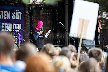 Protest für den Erhalt des Leinemasch in Hannover