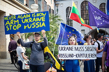 München: Ukrainer fordern noch mehr Waffen