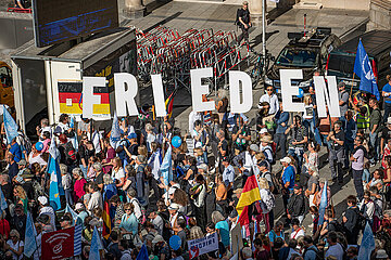 Putinisten demonstrieren in München