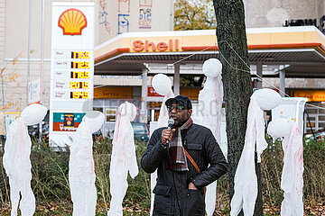Kundgebung gegen Shell