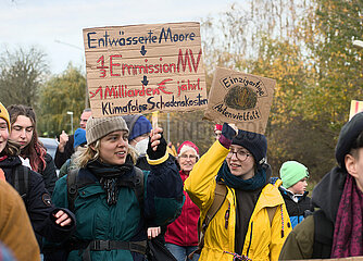 Protest gegen den Ausbau der A20 in Tribsees  MV