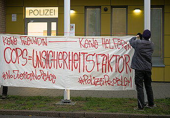 Mahnwache gegen Polizeiwillkür in Greifswald