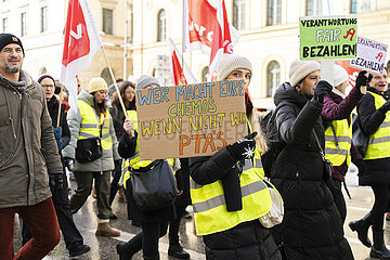 Tausende beim Streik im öffentlichen Dienst der Länder in München