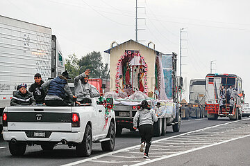 Pilgrims Devotees of the Virgin of Guadalupe on his Journey