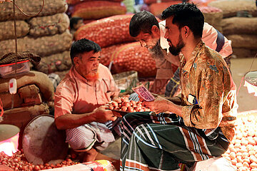 Zwiebel Großmarkt in Dhaka  Bangladesch