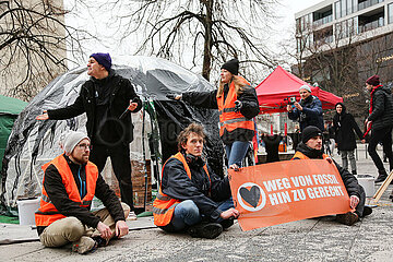 Kunstaktion gegen Gaslobby in Berlin