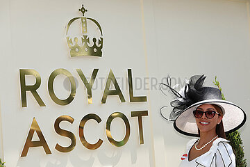 Royal Ascot  Ladies Day at Royal Ascot  Fashion: Woman with hat at the racecourse