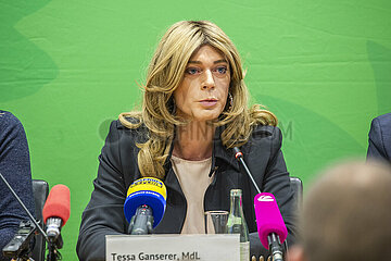 Outing von Tessa Ganserer Pressekonferenz