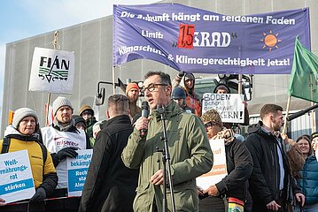 Wir haben es satt: Treckerdemo Berliner Agrarministerkonferenz