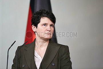 Berlin  Deutschland - Tanja Goenner bei der Pressekonferenz anlaesslich des Treffens der Allianz fuer Transformation.
