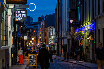 Republik Irland  Dublin - Kneipenviertel Tempel Bar  beliebt bei Einheimischen und Touristen