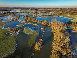 Hochwasser an der Lippe  Selm  Nordrhein-Westfalen  Deutschland