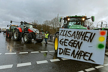 Berlin  Deutschland  DEU - Bauerndemonstration gegen die Agrarpolitik der Bundesregierung