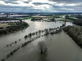 Hochwasser an der Lippe  Marl-Haltern am See  Nordrhein-Westfalen  Deutschland
