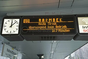 U-Bahn Haltestelle Hoheluftbrücke