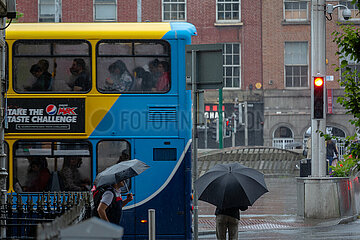 Republik Irland  Dublin - regnerischer Tag in der Stadt (Stadtzentrum)