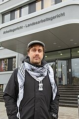 Benjamin Ruß: Klage gegen Berufsverbot