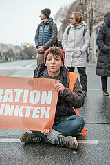 Klimakleber: Letzte Generation blockiert in Berlin