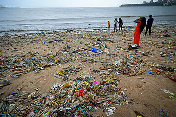 Plastic Garbage at the beach in Pune after heavy rainfalls