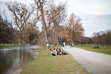 Frühlingshaftes Wetter im Februar in München