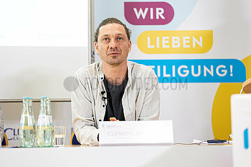 Pressekonferenz zur Fach- und Servicestelle Kinder- und Jugendbeteiligung Bayern ( KiJuBa )