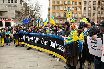 2 Jahre Krieg: Ukraine Demo in München