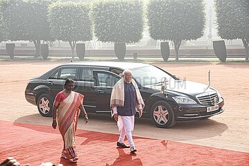 Prime Minister Modi with President Murmu