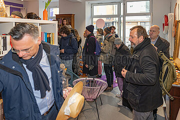 Eröffnung des neuen Halle 2 Pop-up-Store der AWM München