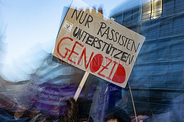 Demo zum Internationalen Frauentag in München