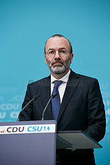 Berlin  Deutschland - Manfred Weber bei der Pressekonferenz zur Vorstellung des Europawahlprogramms von CDU und CSU.