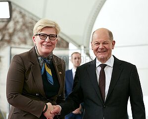 Berlin  Deutschland - Begruessung der Premierministerin der Republik Litauen Ingrida Simonyte durch Bundeskanzler Olaf Scholz.