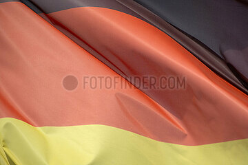 Polen  Lichen Stary - deutsche Fahne am katholischen Wallfahrtsort Lichen
