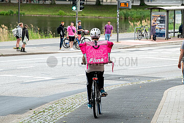 Flink Fahrradkurier in Kiel