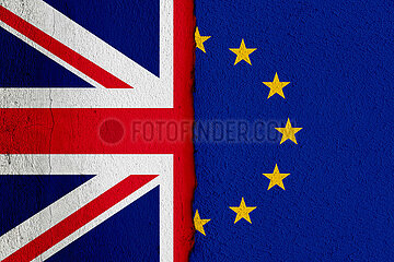 Flaggen GB und EU auf Putzwand