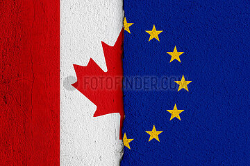 Flaggen CAN und EU auf Putzwand