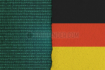 Binaercode und Deutschland-Flagge auf Putzwand