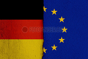 Flaggen BRD und EU auf Putzwand