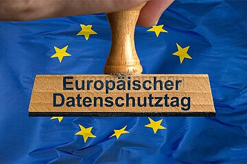 Symbolischer Stempel Europaeischer Datenschutztag