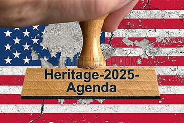 Symbolischer Stempel Heritage-2025-Agenda