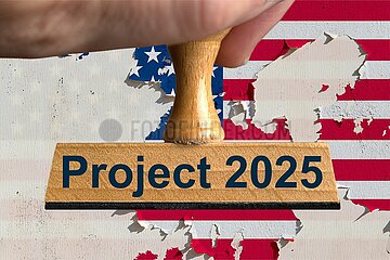 Symbolischer Stempel Project 2025