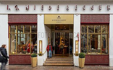 Deutschland  Luebeck - Cafe Niederegger der Traditionsmarke Niederegger bekannt fuer Luebecker Marzipan