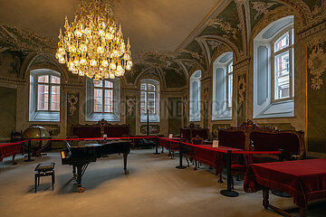 Deutschland  Luebeck - Audienzsaal (14. Jh.  in der Hanse Gerichtssaal) im historischen Luebecker Rathaus (UNESCO-Welterbe)