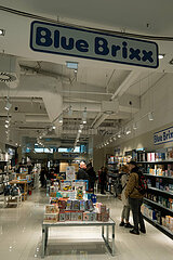 Deutschland  Luebeck - Filiale von BlueBrixx in Einkaufszentrum  BlueBrixx auch bekannt fuer Patentstreitigkeiten mit Lego