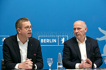 Berlin  Deutschland - Stefan Evers mit Kai Wegner bei der Senatspressekonferenz im Roten Rathaus.