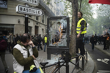 Erster Mai Demonstration in Paris